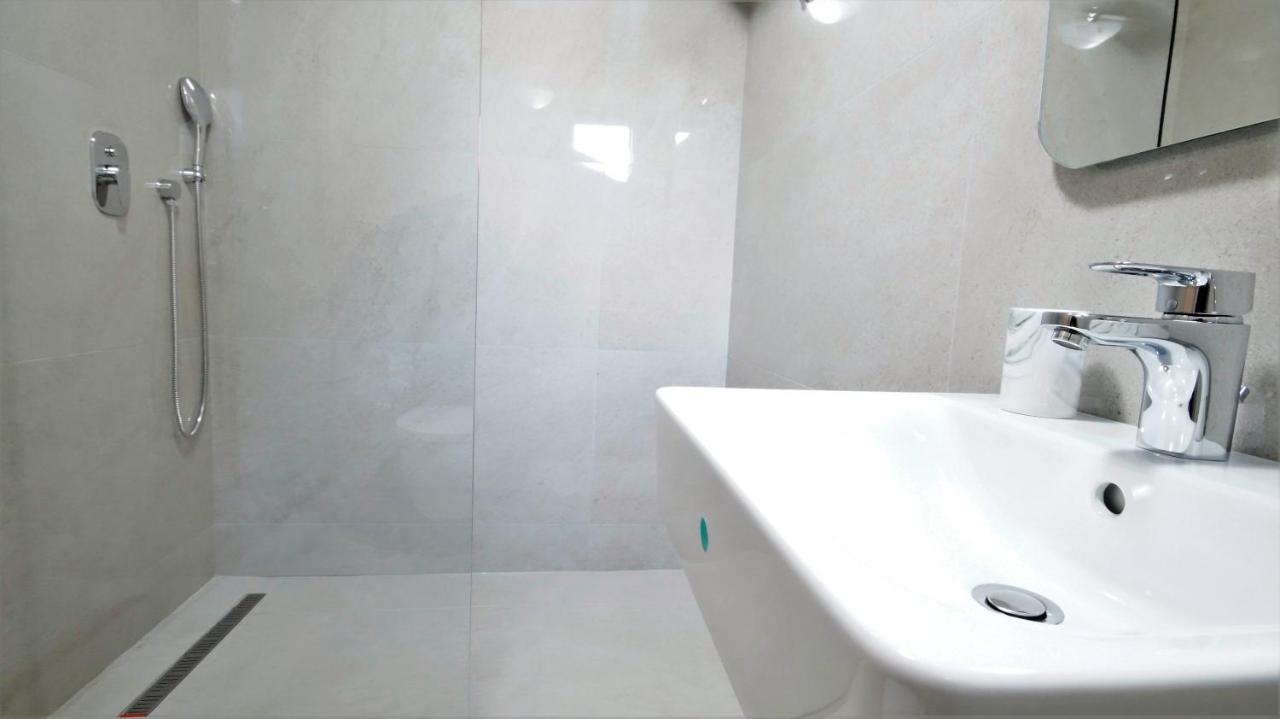 Kala Rooms & Suites Budva Exterior photo